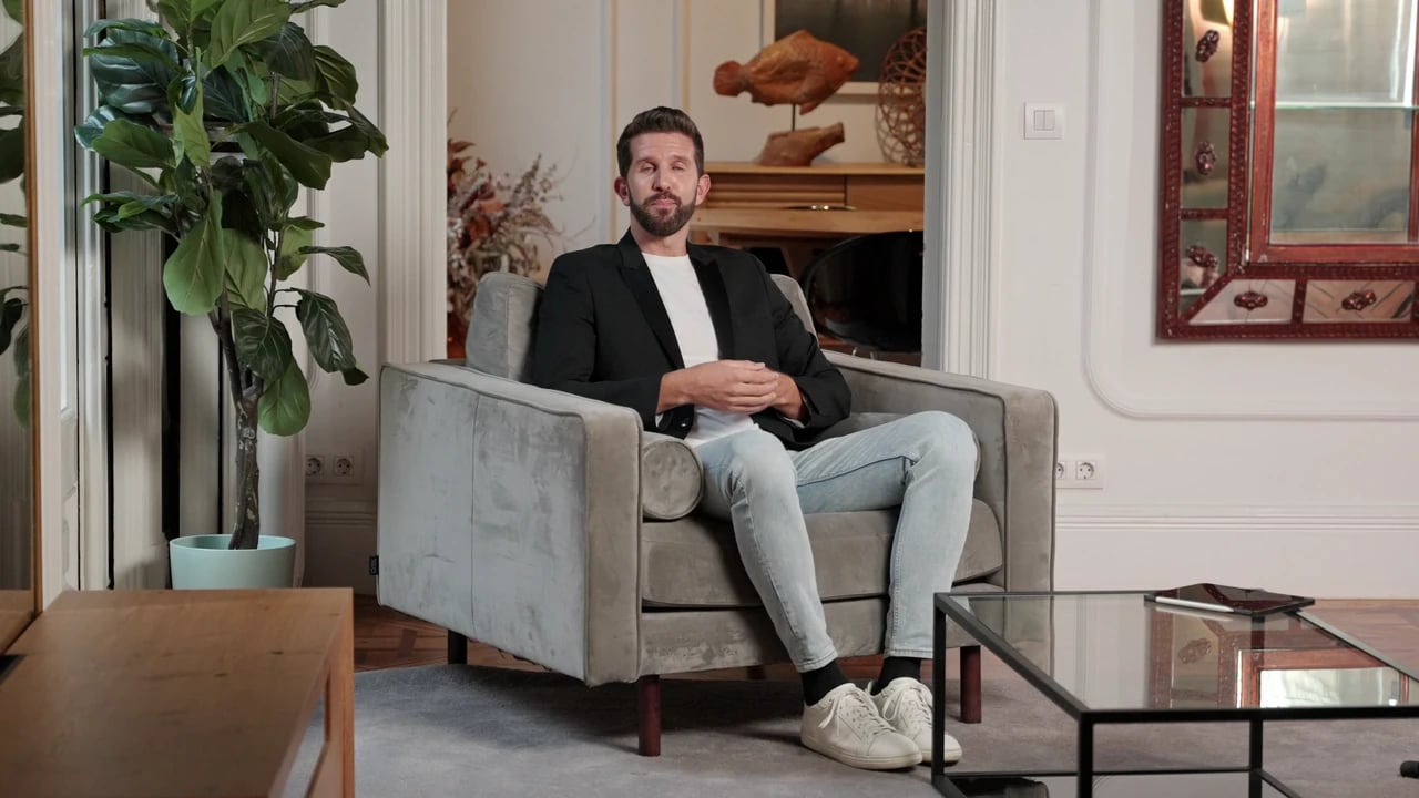 Raul Business Sofa Front