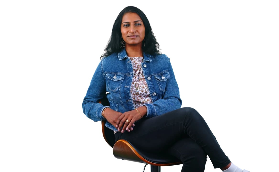 Seema Casual Sitting Front